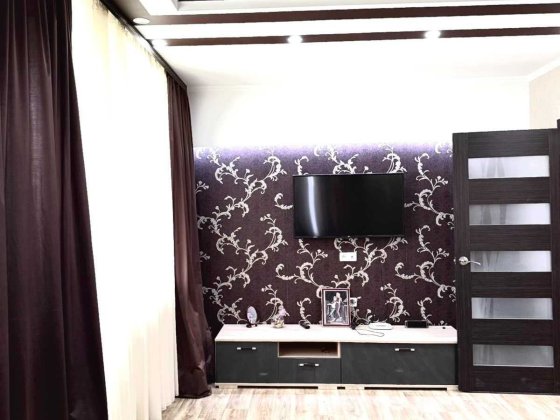 Продаж 2-кімнатної квартири з капітальним ремонтом Златопіль