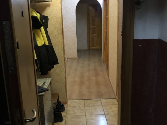 Продам 3-х кімнатну квартиру Шаровечка