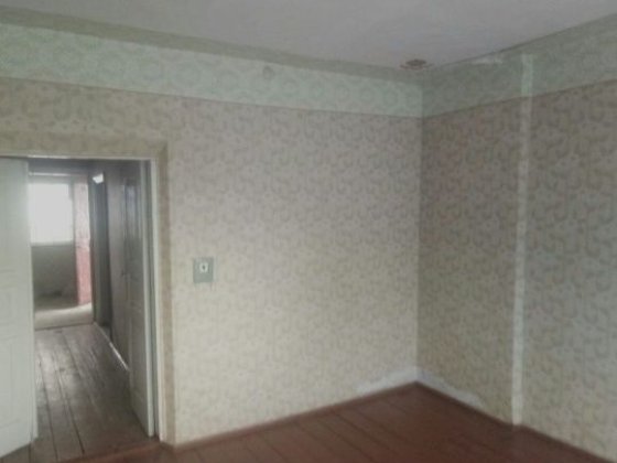 Продам трьохкімнатну квартиру Лысянка