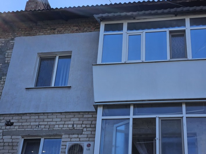 Продам квартиру в місті Вільнянськ - фото 1