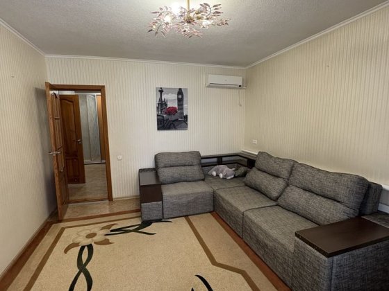 Продам 2-кімнатну квартиру, смт Комишуваха, вул. Вокзальна, 3 Комишуваха