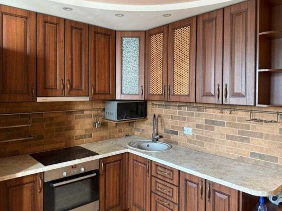 Продаж 1-к квартири вул. Голосіївська 6 Киев