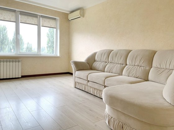 Продаж 3-кімнатної квартири на Березняках пр-т Тичини 26 Дніпровський район, без комісії Киев