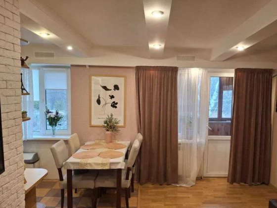 2к квартира, вул. Ольжича 11, метро Дорогожичі Киев