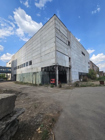 Продам Помещения 22200м2 и 1га На территории Завода Ленина - фото 1