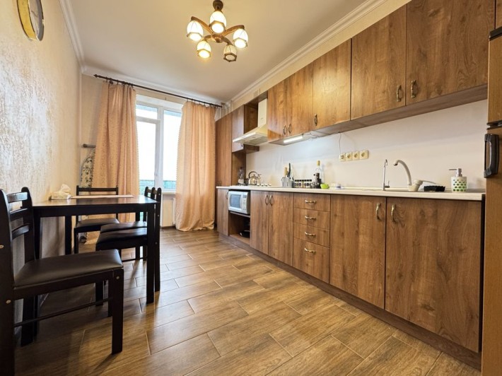 Ціну ЗНИЖЕНО Квартира 48м2 з МЕБЛЯМИ 10хв від ЦЕНТРУ - фото 1