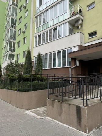 1-кімнатна квартира на першому поверсі, вул. Київська, 261 - фото 1