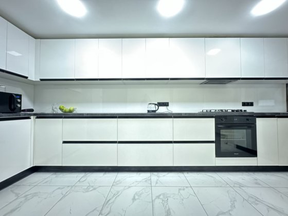 Продаж Квартири 74.60 кв. м з Власним подвірям початок міста Борисполь