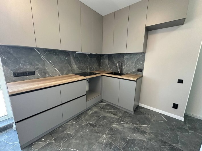 Ви закохаєтесь в цю квартиру!!! 1к З РЕМОНТОМ біля парку - фото 1