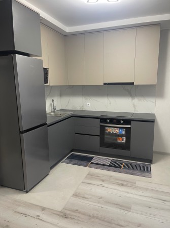 Продам квартиру з ремонтом в новобудові - фото 1