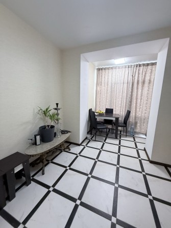 Квартира поруч з соснновим лісом - фото 1