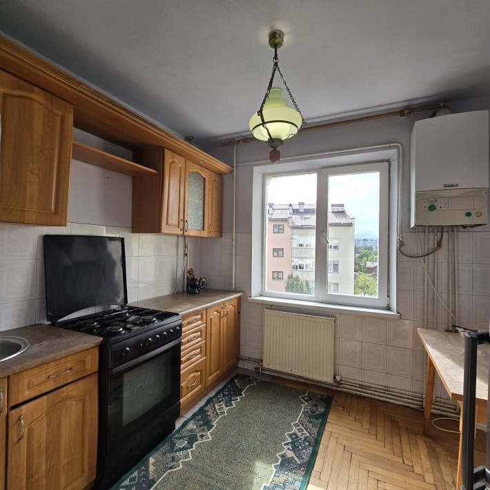 ТЦ ВЕЛЕС/3 кімнатна з автономним опаленням на Вовчинецькій - фото 1