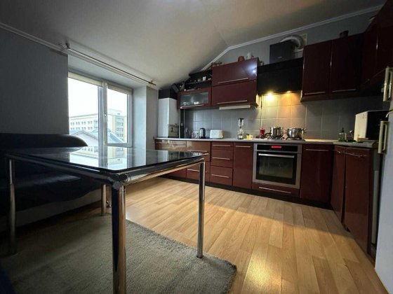 3-кімнатна квартира з ремонтом, меблями, міський парк. За ціною сирця Ивано-Франковск