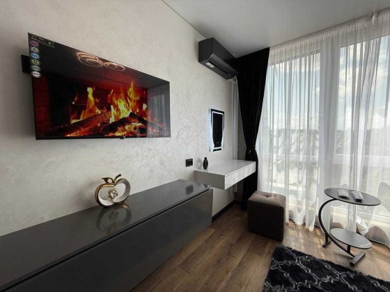 Стильна квартира-студія біля озера ЖК МанхнттенАП Ивано-Франковск