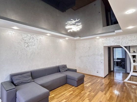 ТЕРМІНОВО! Продається 2-х кімнатна квартира з ремонтом,неподалік Озера Івано-Франківськ