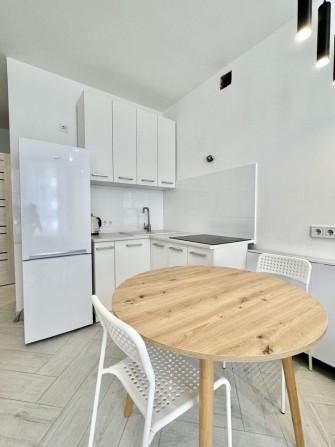 Студія з сучасним ремонтом біля бучанського парку! - фото 1