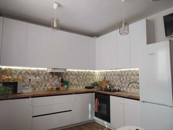 Двокімнатна квартира з якісним ремонтом! Газ! Балкон! Затишний ЖК! Буча