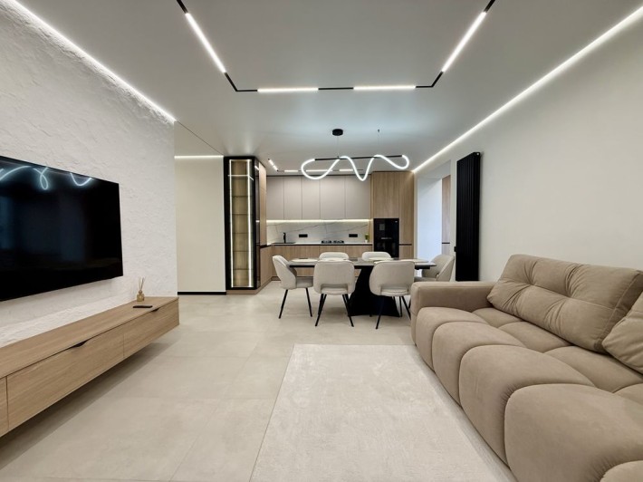 Шикарна двокімнатна з кухнею-студією в ЖК Паркове містечко! 90м2! - фото 1