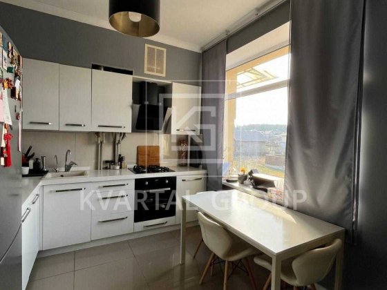 2-кімнатна з ремонтом і паркомісцем — заїжджай і живи! Ирпень