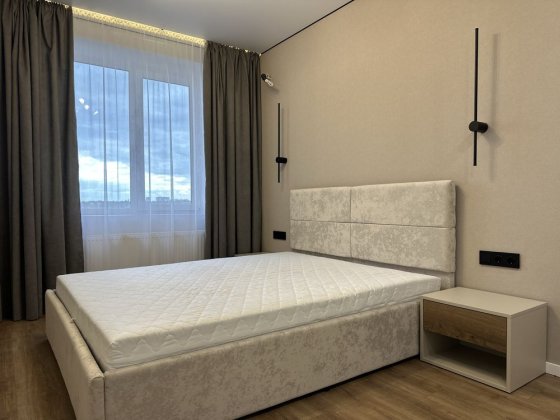 Продаж однокімнатної квартири 38 м2 з новим ремонтом. Жк Континет Рей Буча