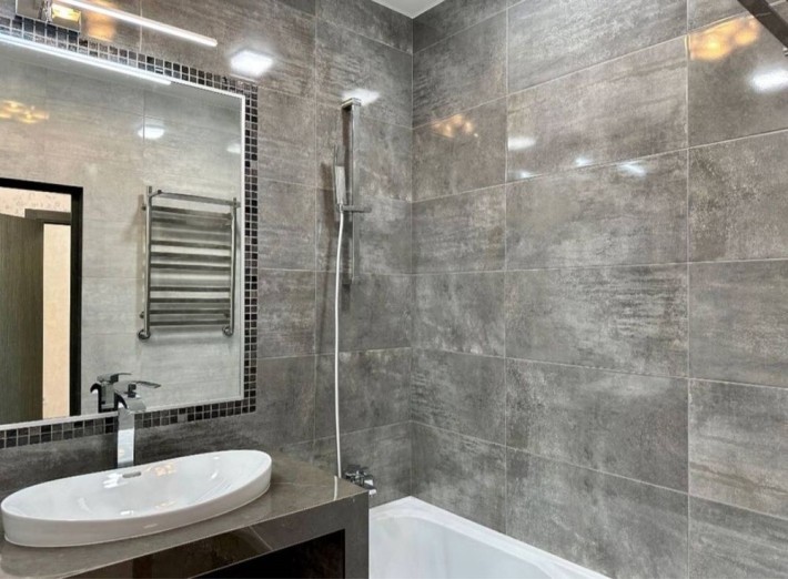 Без комісії! Квартира з новим ремонтом! Заходь і живи! - фото 1