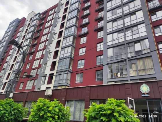 1-кімнатна 42 м² в ЖК “Княгинин”, кухня-вітальня, паркінг, Центр Ивано-Франковск