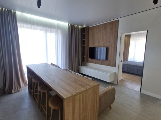 Шикарна дизайнерська квартира в центрі Бучі Буча