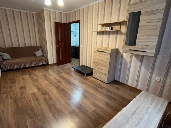 Продам 1к. Торгмаш без комісії Бровары