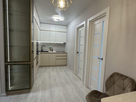 Продам 2-кімнатну квартиру з меблями ЖК Атлант на Петлюри, Бровари. TV Бровары