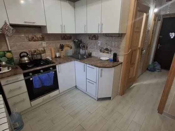 Продам 1кім.квартиру вул. Чорних Запорожців,ТЦ Форум, м.Бровари SL Бровары