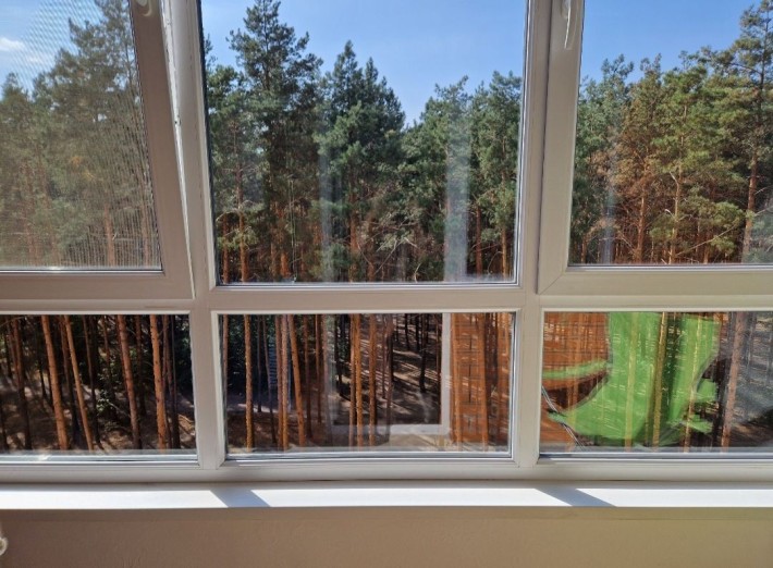 Центральний ПАРК! Велика 1к 44 м² з РЕМОНТОМ, Видова на Ліс! ТЕРМІНОВО - фото 1