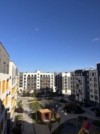 ТЕРМІНОВО квартира в новому ЖК , швидкий виїзд на Київ - фото 1