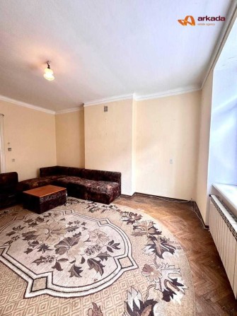 Продам 3 кімнатну квартиру в центрі біля входу в Парк Шевченка!  86м2. - фото 1