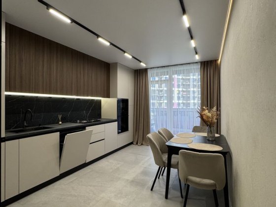 Продам гарну двокімнатну ЖК Фемелі Плаза Івано-Франківськ