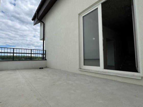 Ваш затишок в передмісті Києва – дворівнева 2к квартира з терасою Ирпень