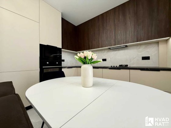 Двокімнатна квартира з кухнею-студією з якісним ремонтом Ивано-Франковск