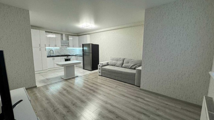 Продаж просторої квартири з ремонтом та меблями в ЖК Синергія 3+. - фото 1