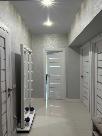 2 кімнатну  з ремонтом  , продам   Ірпінь  Центр  . Ціна 108 000у.е. - фото 1