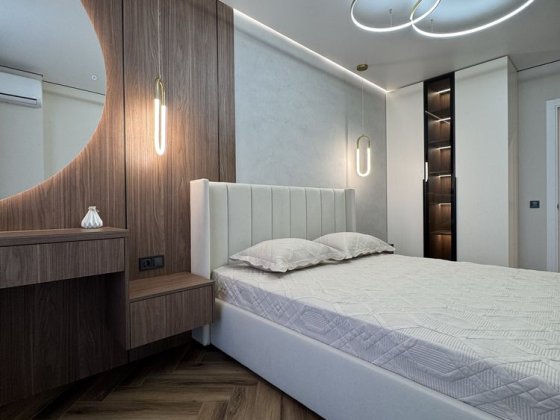 Квартира в центрі міста, з відкритим балконом-терасою Ивано-Франковск