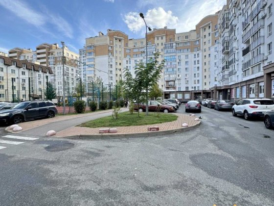 БЕЗ КОМІСІЇ! Продаж 2к квартири без ремонту у м. Вишневе Вишневое