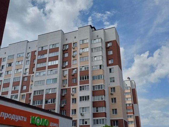 Квартира (під ремонт/власник) у Вишневому Вишневое