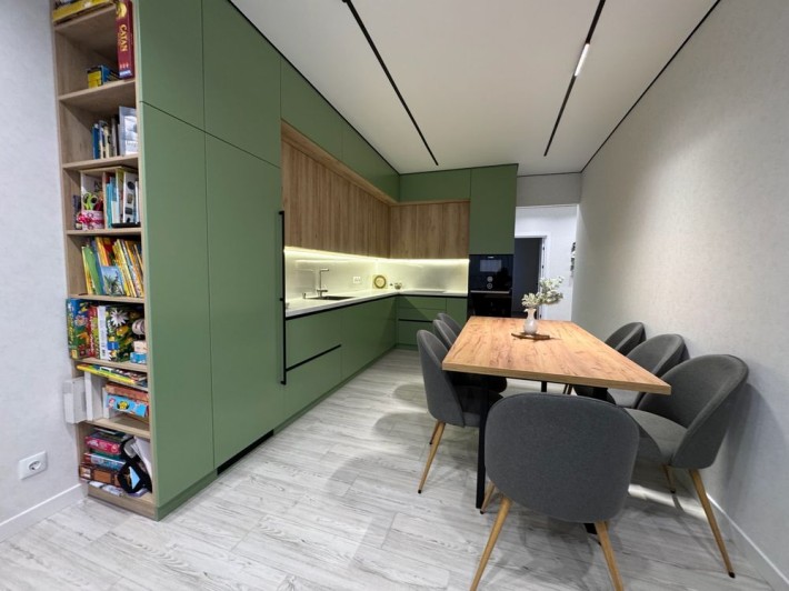 Трикімнатна Буча Центр з меблями та технікою. Гранд Бурже. - фото 1