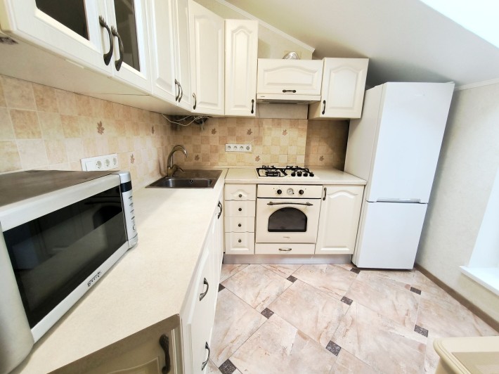 Повноцінна двохкімнатна квартира в Ірпіні. - фото 1