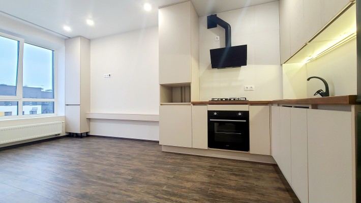 ТЕРМІНОВО! 1 кім. квартира з РЕМОНТОМ, меблями, технікою також є ГАЗ ! - фото 1