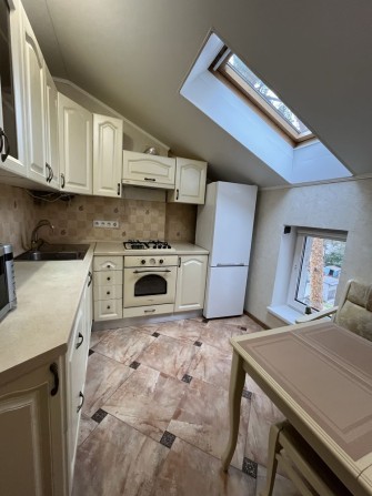 Продам повноцінну двокімнатну квартиру в Ірпені, в оточенні сосен. - фото 1