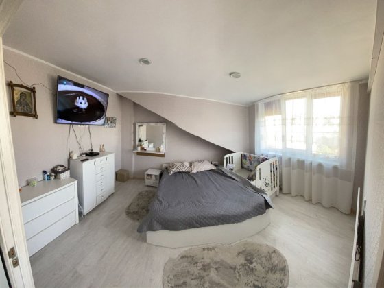 Продається 3 кімнатна квартира вул. Федьковича,Постанови. Ивано-Франковск