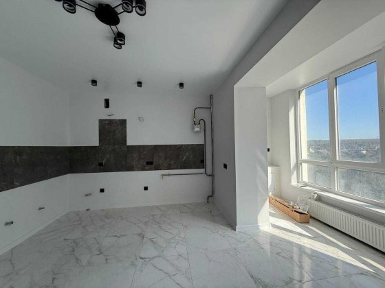 Велика 1 кім квартира з ремонтом  за вигідною ціною Ивано-Франковск