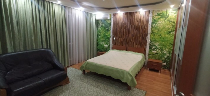 Продам 3к квартиру 87 кв.м. - фото 1