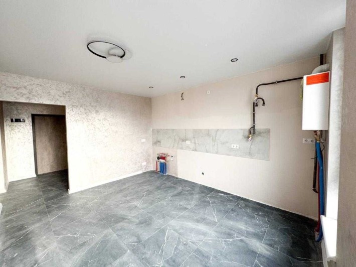 1-кімнатна з РЕМОНТОМ - 12 хв до ЦЕНТРУ - фото 1