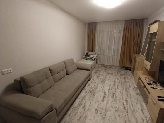 Продам 2 х кімнатну квартиру в центрі міста Борисполя Борисполь